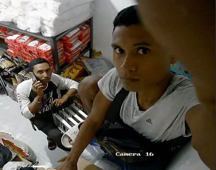 Tampilan sistem kamera CCTV pada area usaha